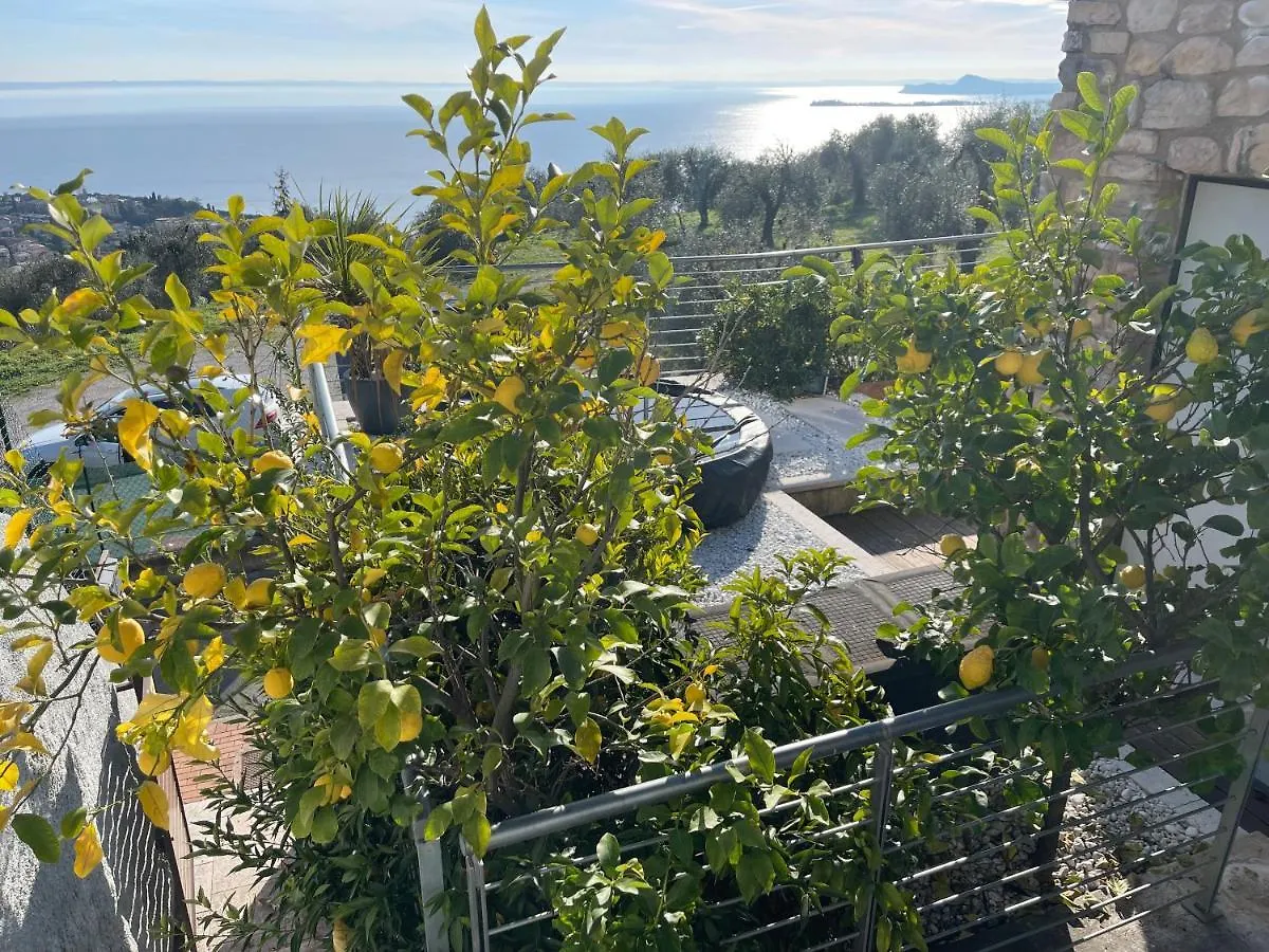 Deluxe Sunrise Sky Terrasse 2 Bedroom Design Apartment & Fantastic Lake View Toscolano Maderno