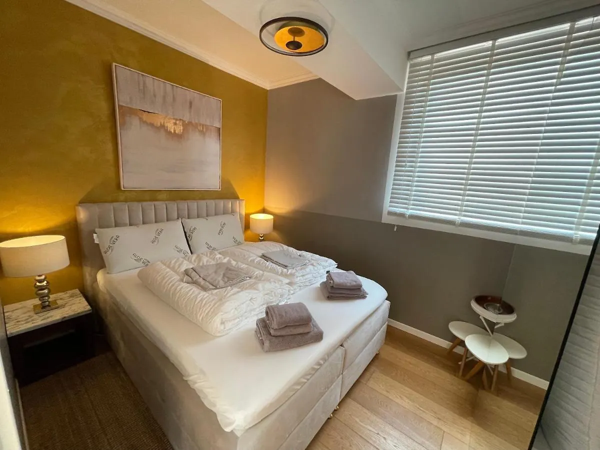 Deluxe Sunrise Sky Terrasse 2 Bedroom Design Apartment & Fantastic Lake View Toscolano Maderno Ιταλία