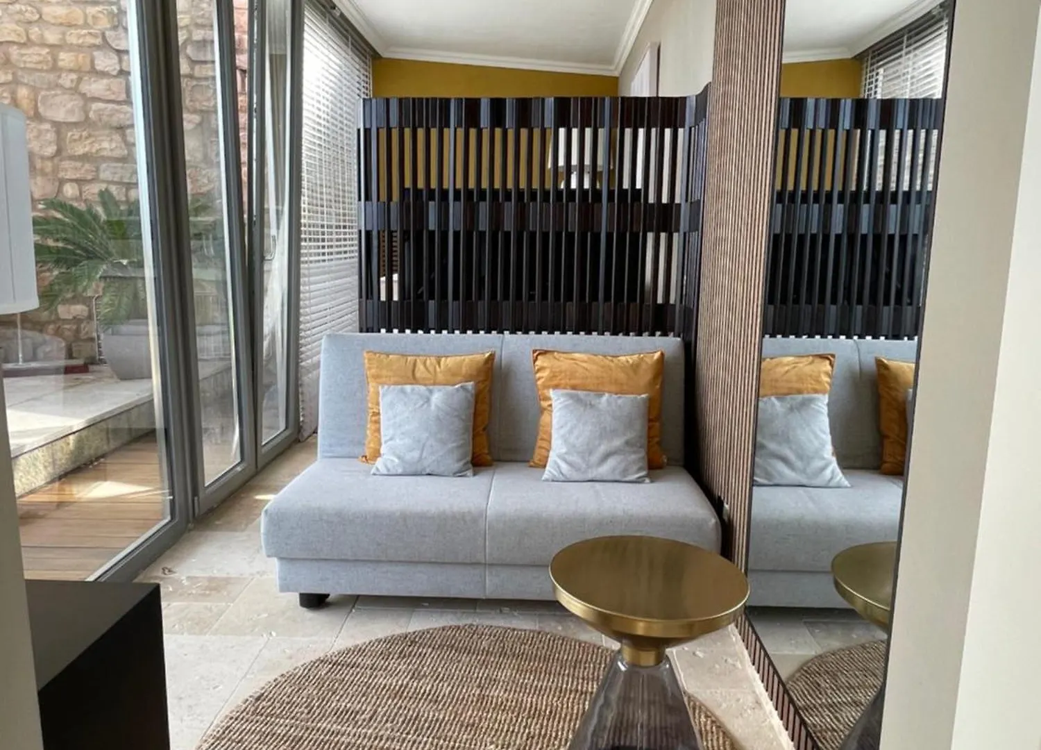 Deluxe Sunrise Sky Terrasse 2 Bedroom Design Apartment & Fantastic Lake View 托斯科拉诺-马德尔诺